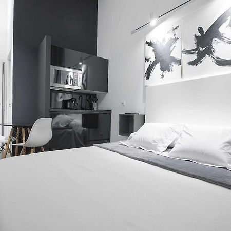 Апартаменты Fino Modern & Luxury Севилья Экстерьер фото
